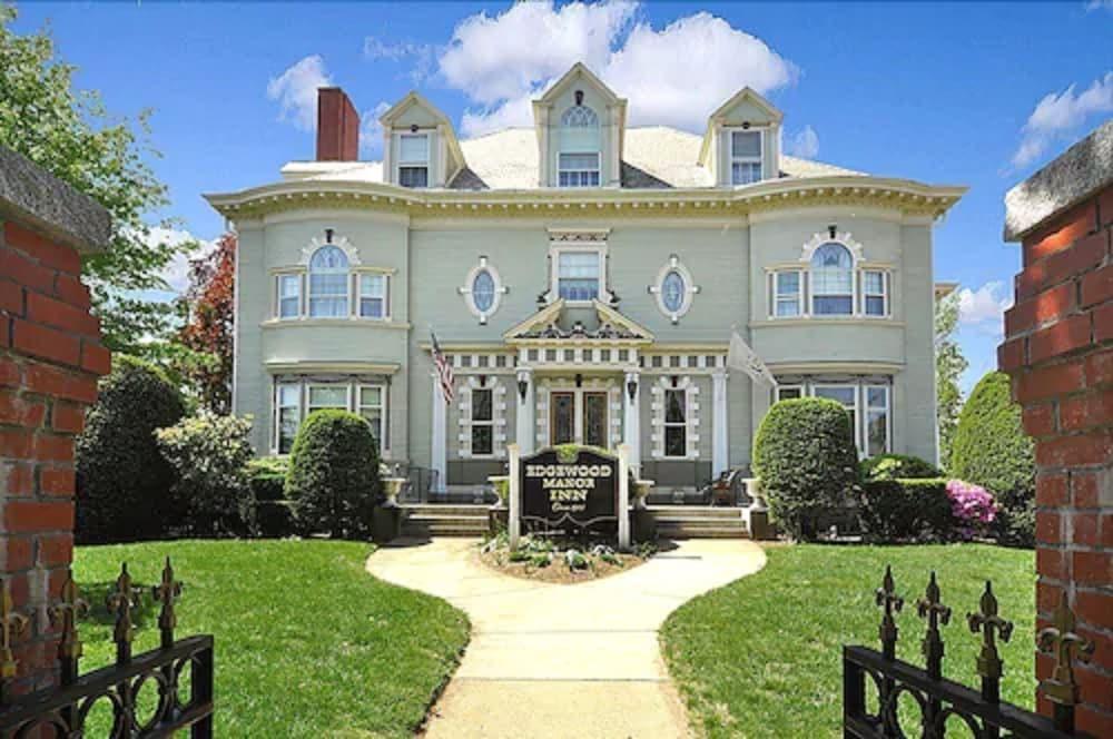 פרובידנס Edgewood Manor Inn Bed And Breakfast מראה חיצוני תמונה